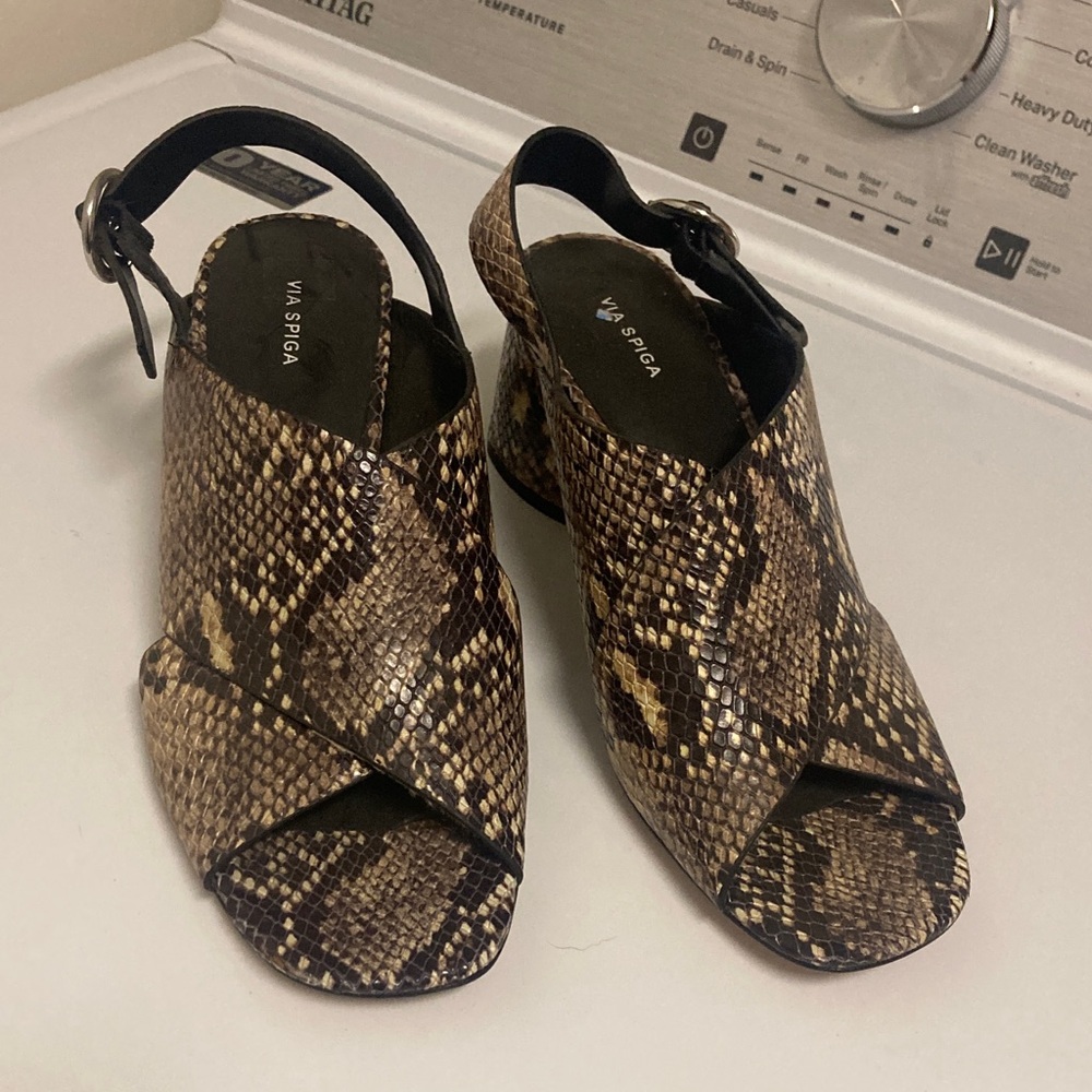 Via Spiga Brown Snake Pattern Heels